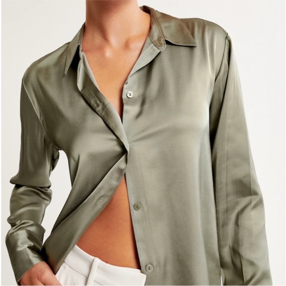Abercrombie & Fitch Satin Button Blouse